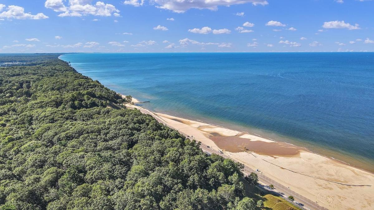 Coastal Comfort Meets Beachside Bliss Muskegon Zewnętrze zdjęcie