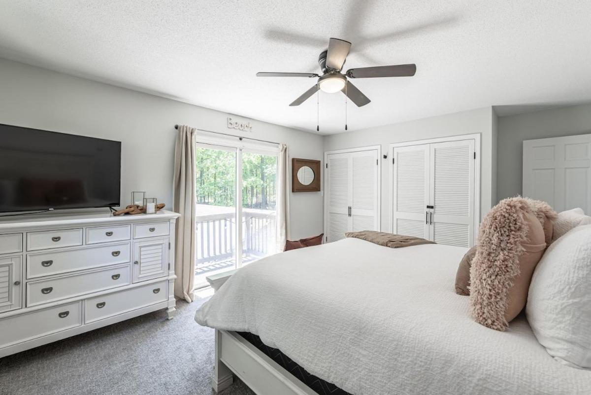 Coastal Comfort Meets Beachside Bliss Muskegon Zewnętrze zdjęcie